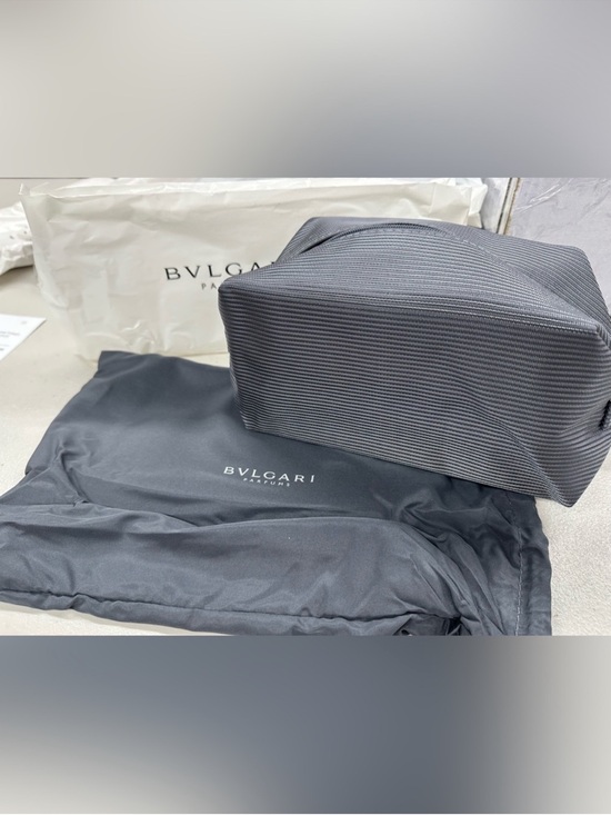 BVLGARI Handbags - NWT Bvlgari Parfums Grey Textured Toiletry Pouch w. Dustbag